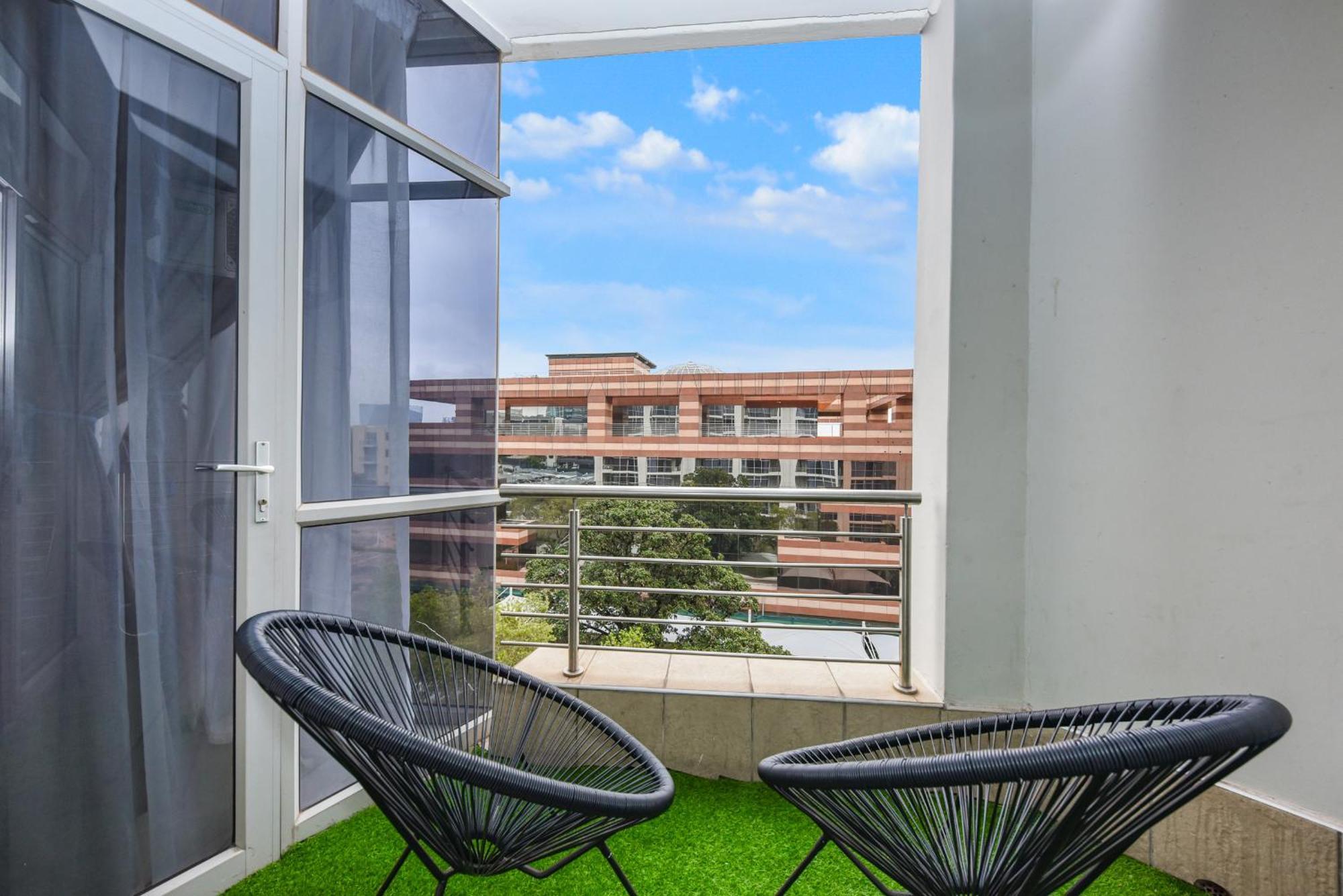 Hydro Park Residences In Sandton With Generator Johannesburg Kültér fotó